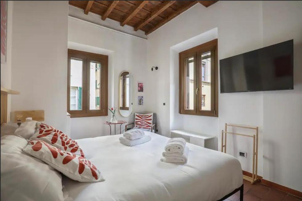 Lovely Cozy Flat 2 Bedrooms * Florencia